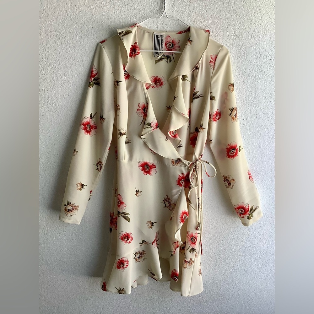 NWOT Free People French Quarter Ivory Floral Ruffle Wrap Mini Dress Size Small